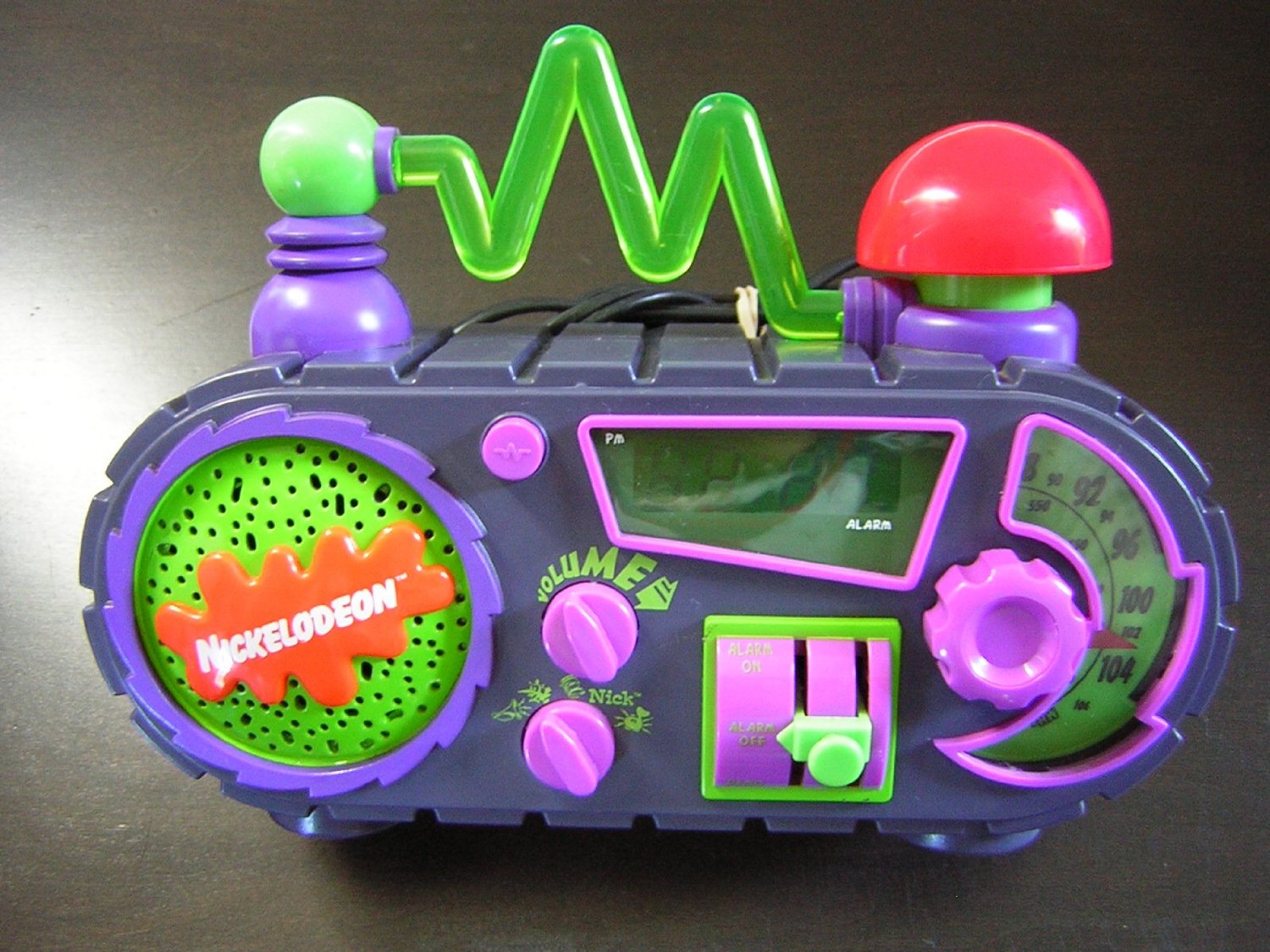Куплю игрушки 90 х. Игрушки 90х. Игрушки 90х годов. Игрушка радиоприемник для детей. Детские игрушки 90-х.